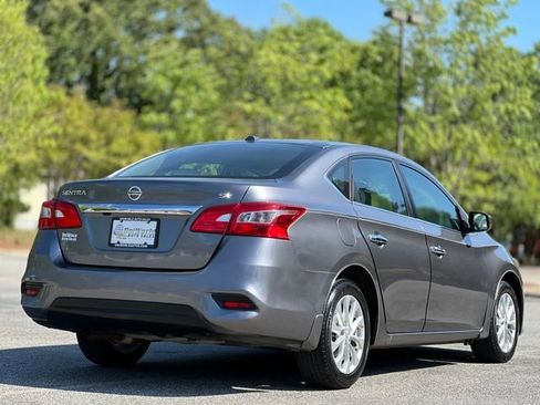 Used 2018 Nissan Sentra SV w/ Premium Package (P01) FWD image 5