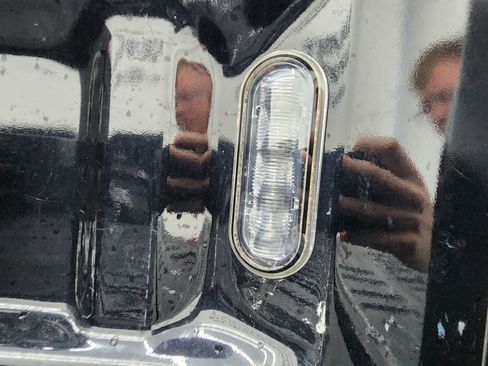 Used 2021 Ford F250 Lariat w/ Chrome Package image 28