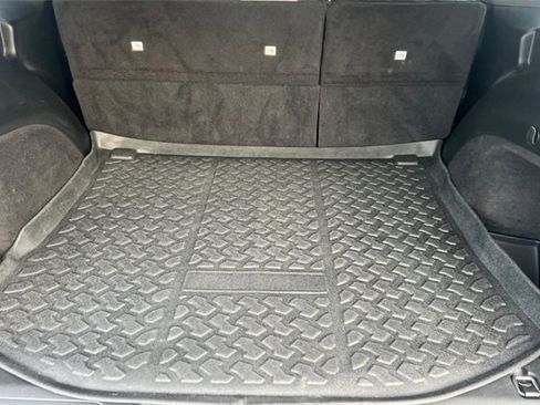 Used 2020 Jeep Grand Cherokee Altitude image 18