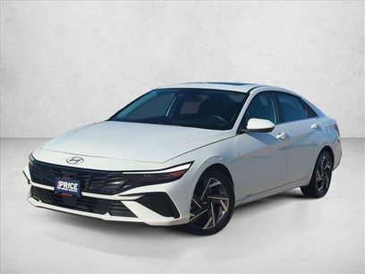 Used 2025 Hyundai Elantra SEL