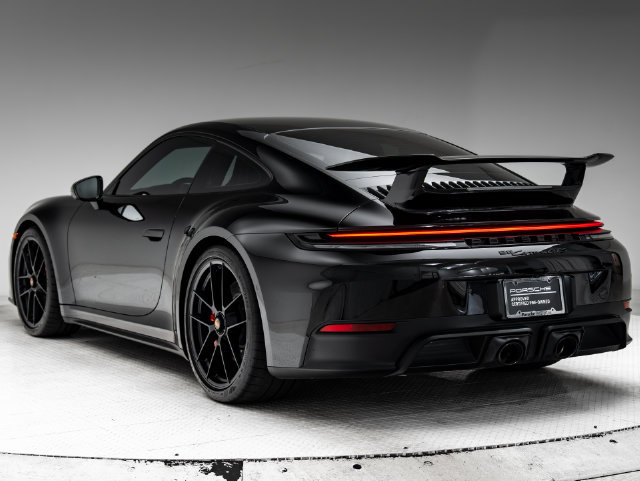 Certified 2026 Porsche 911 Carrera T RWD image 3