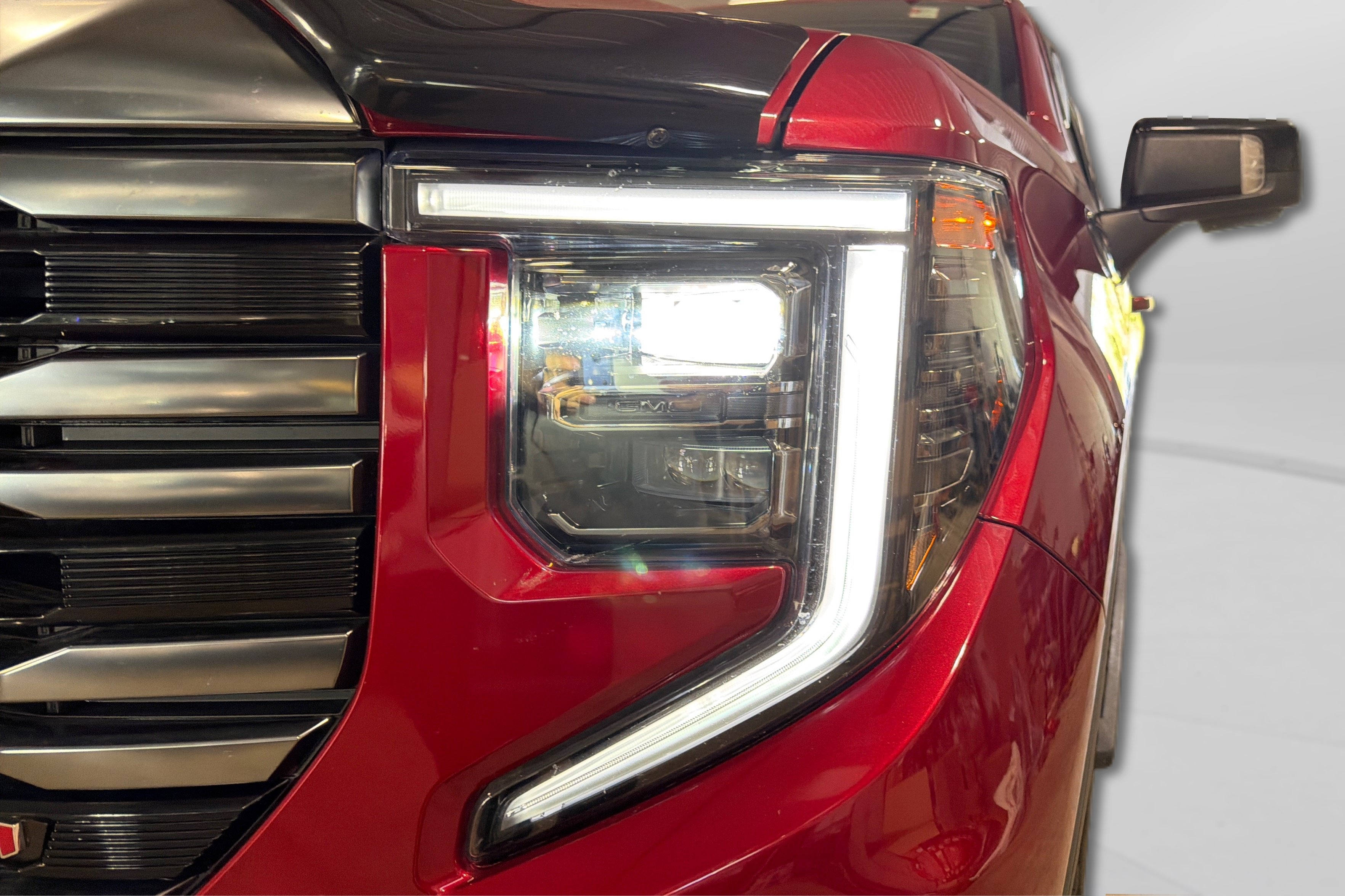 Used 2022 GMC Sierra 1500 AT4 w/ AT4 Premium Package AWD/4WD image 13