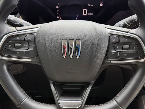 Used 2024 Buick Encore GX Sport Touring FWD image 18