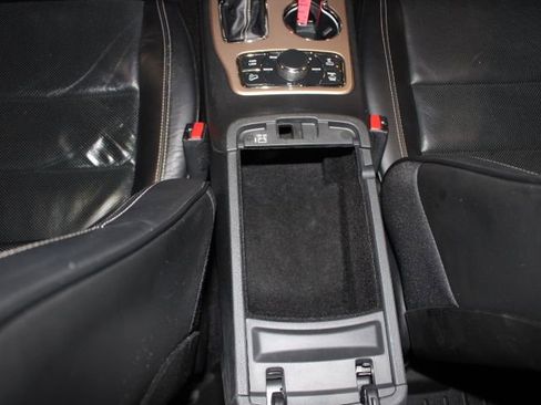 Used 2017 Jeep Grand Cherokee Overland AWD/4WD image 31