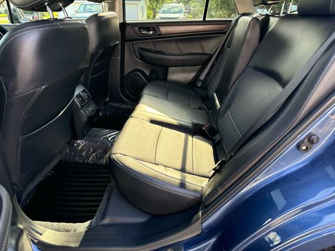 Used 2019 Subaru Outback 2.5i Limited AWD/4WD image 13