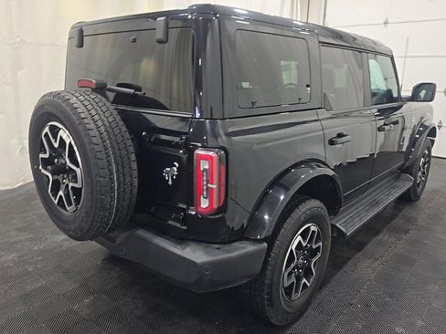 Used 2025 Ford Bronco Outer Banks AWD/4WD image 4