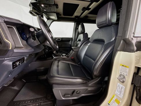 Used 2025 Ford Bronco Badlands AWD/4WD image 24