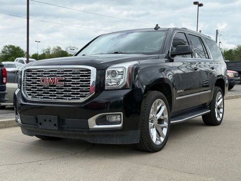 Used 2020 GMC Yukon Denali AWD/4WD image 2