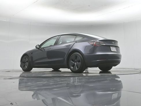 Used 2022 Tesla Model 3 Long Range AWD/4WD image 2