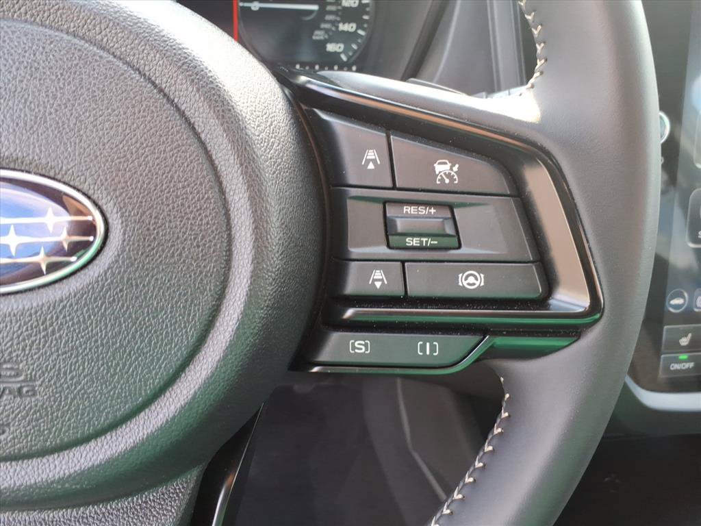 Used 2025 Subaru Forester Premium AWD/4WD image 26