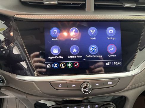 Used 2022 Buick Encore GX Essence FWD image 18