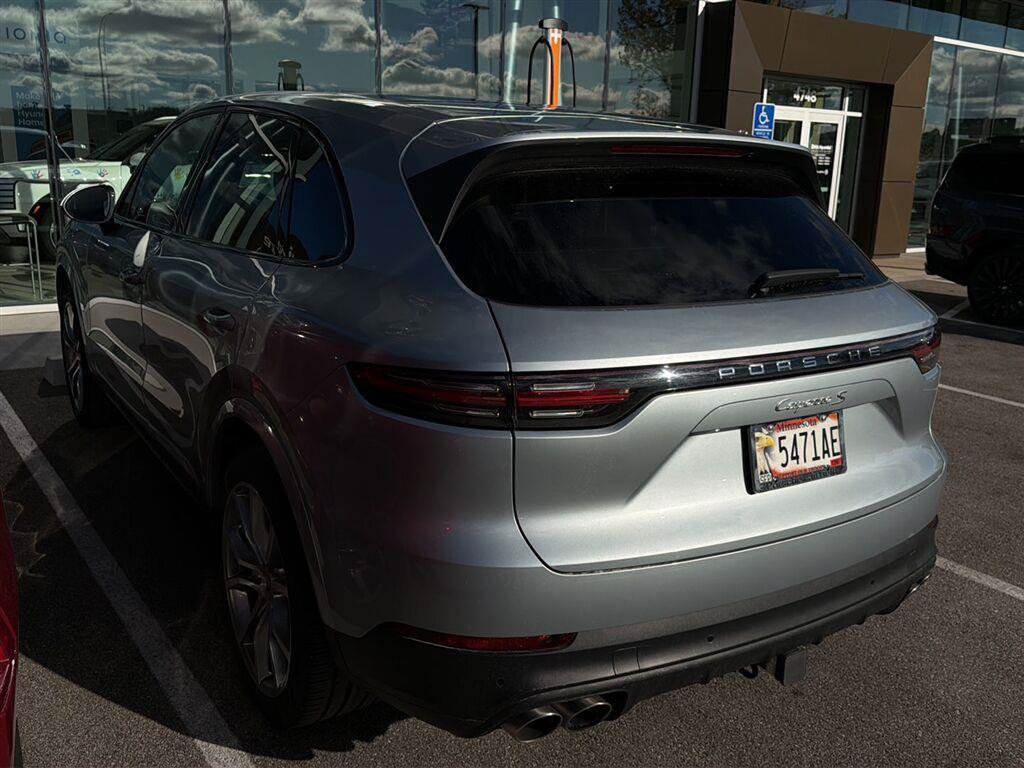 Used 2020 Porsche Cayenne S AWD/4WD image 14