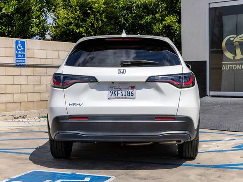 Used 2024 Honda HR-V LX image 14