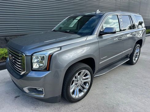 Used 2019 GMC Yukon SLT w/ Premium Edition AWD/4WD image 7