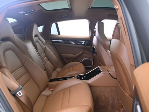 Certified 2023 Porsche Panamera 4S AWD/4WD image 18