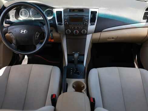 Used 2009 Hyundai Sonata GLS image 2