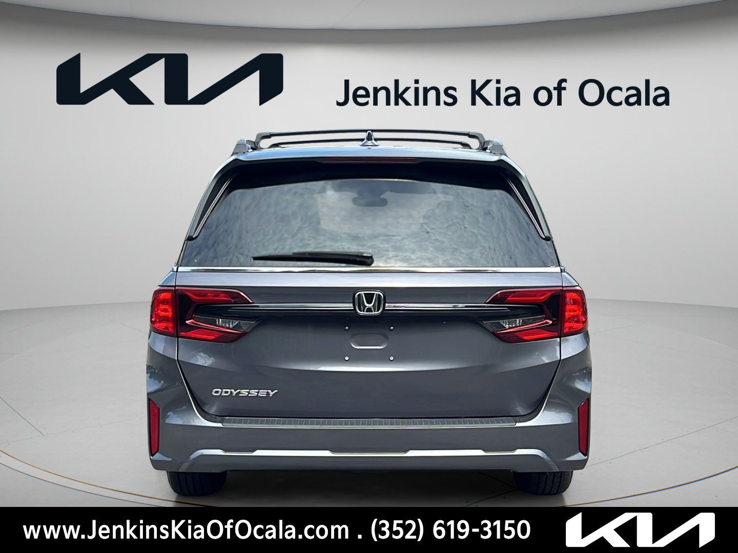 Used 2025 Honda Odyssey EX-L image 4