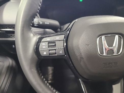 Certified 2025 Honda HR-V EX-L image 27