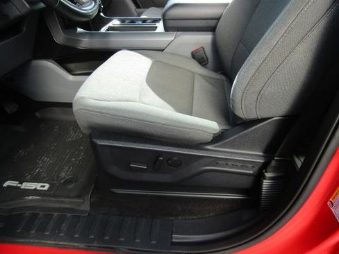 Certified 2022 Ford F150 XLT w/ Equipment Group 302A High image 16