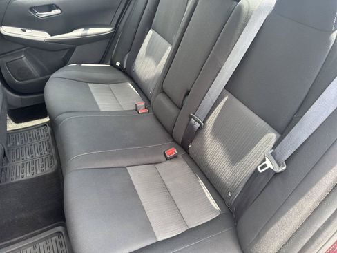 Used 2022 Nissan Sentra SV FWD image 31
