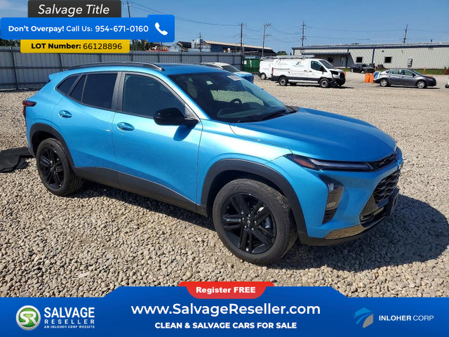 Used 2025 Chevrolet Trax ACTIV w/ Sunroof Package FWD image 5