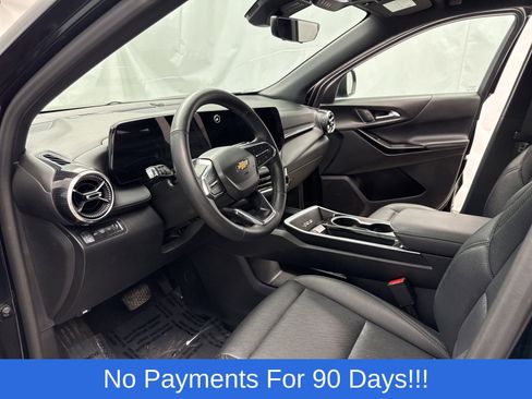 Used 2025 Chevrolet Equinox LT w/ Convenience Package II image 11