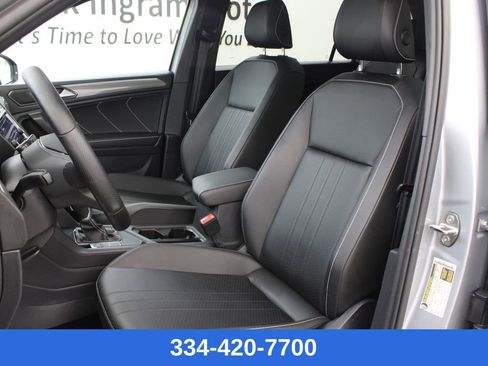 Used 2022 Volkswagen Tiguan SE R-Line image 14