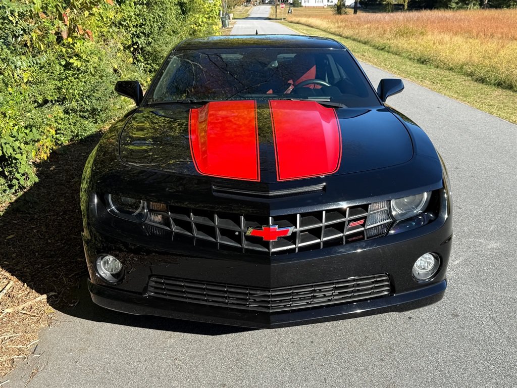 Used 2011 Chevrolet Camaro SS w/ RS Package RWD image 9