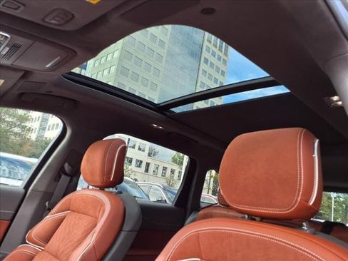 New 2025 Lincoln Nautilus Black Label image 12