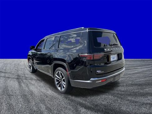 Used 2022 Jeep Wagoneer Series III w/ Premium Group I AWD/4WD image 5