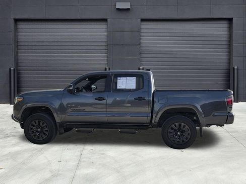 Used 2022 Toyota Tacoma Limited w/ Nightshade Package image 8