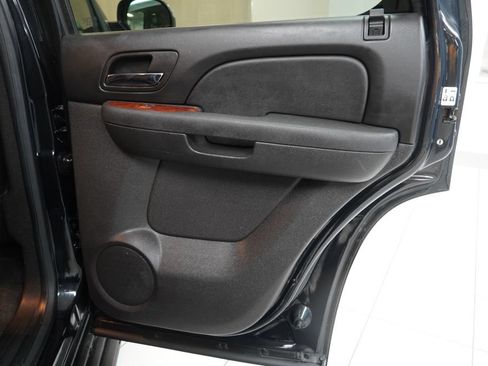 Used 2012 Chevrolet Tahoe LT w/ All-Star Edition AWD/4WD image 29