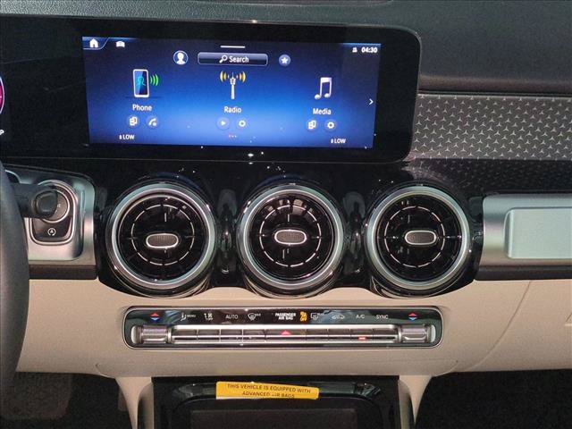 Used 2026 Mercedes-Benz GLB 250 image 14