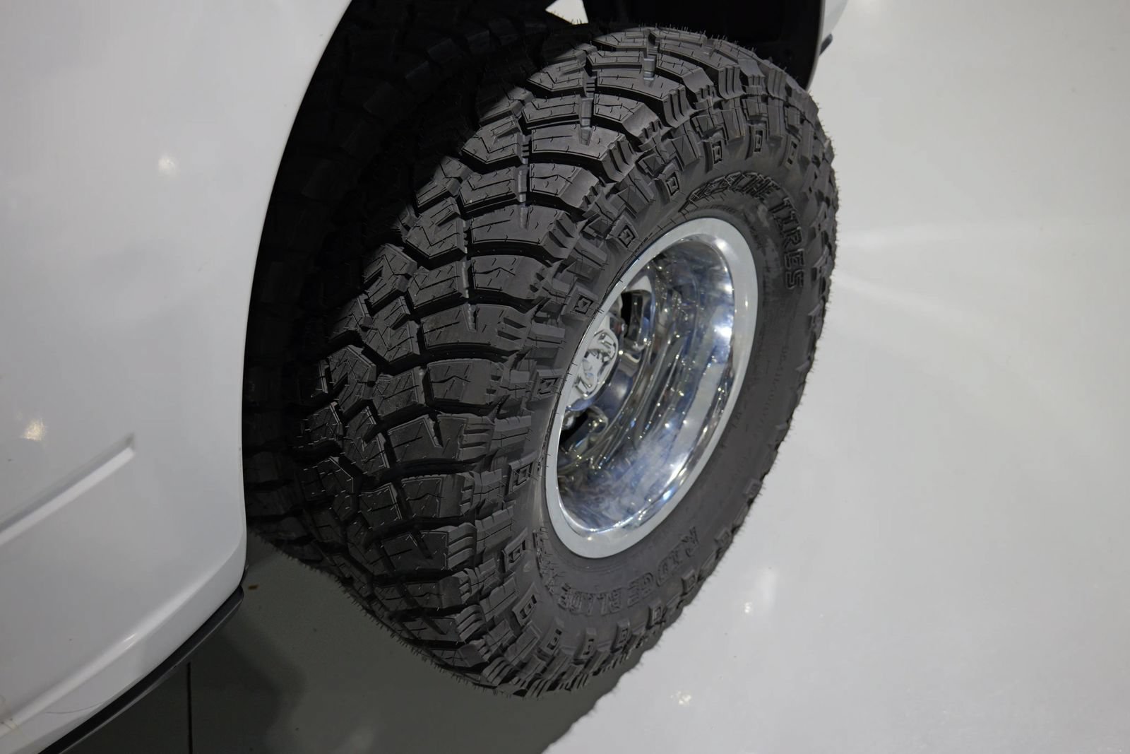 Used 2021 RAM 3500 Tradesman w/ Chrome Appearance Group AWD/4WD image 11