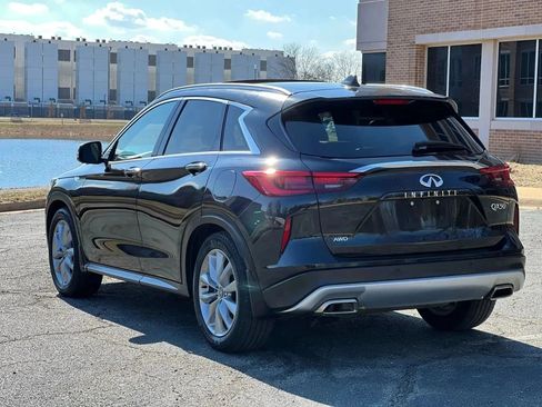 Used 2021 INFINITI QX50 Essential AWD/4WD image 3