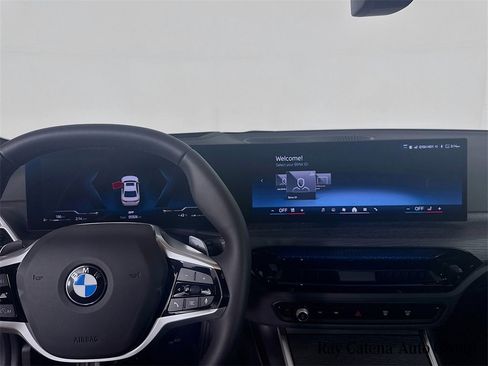 Used 2025 BMW 330i xDrive Sedan w/ Premium Package image 9