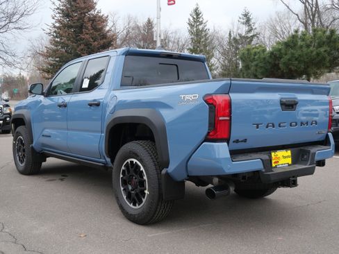 New 2026 Toyota Tacoma TRD Off-Road AWD/4WD image 3