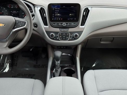 Used 2024 Chevrolet Malibu LT image 29