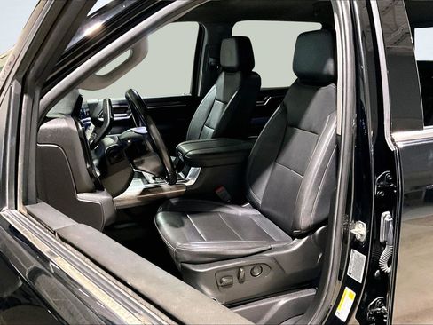 Used 2024 Chevrolet Silverado 2500 LTZ w/ LTZ Convenience Package image 27