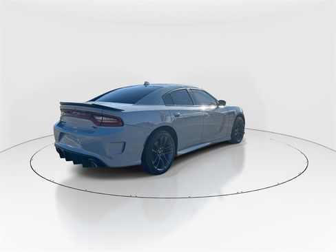 Used 2022 Dodge Charger R/T w/ Blacktop Package image 8