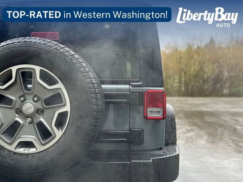 Used 2014 Jeep Wrangler Rubicon w/ Power Convenience Group AWD/4WD image 7