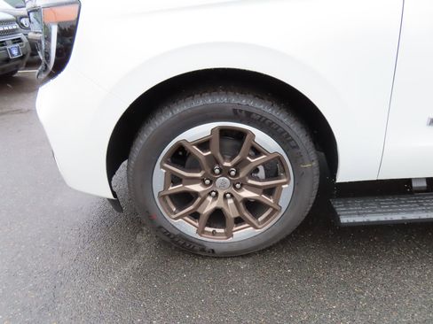 New 2026 Ford Expedition King Ranch AWD/4WD image 8