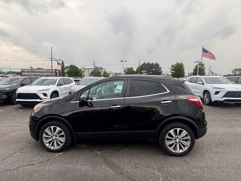 Used 2020 Buick Encore Preferred AWD/4WD image 8
