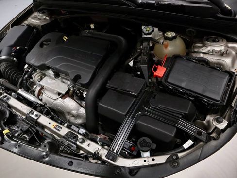 Used 2023 Chevrolet Malibu LT image 18