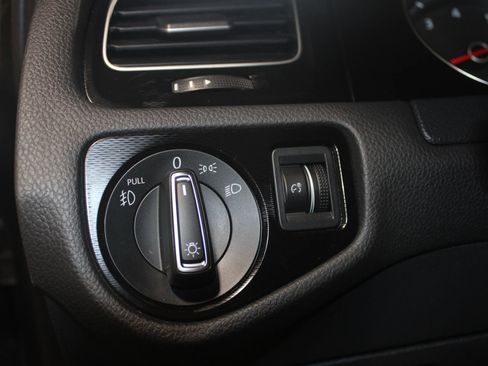 Used 2015 Volkswagen GTI S FWD image 13