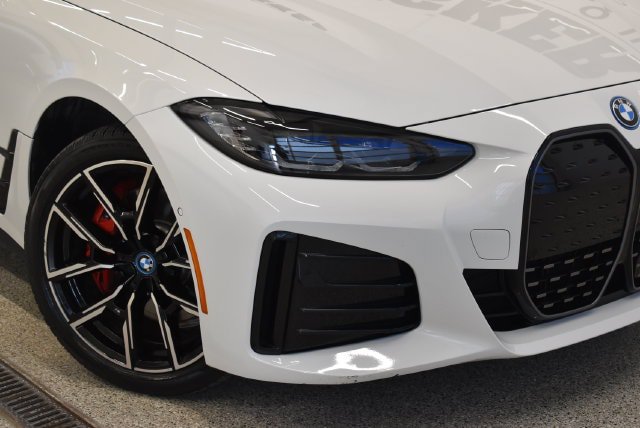 Used 2024 BMW i4 xDrive40i w/ M Sport Package AWD/4WD image 31