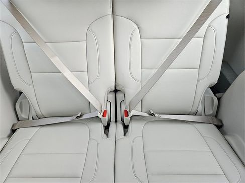 Used 2021 GMC Acadia Denali w/ GMC Pro Grade Package image 16