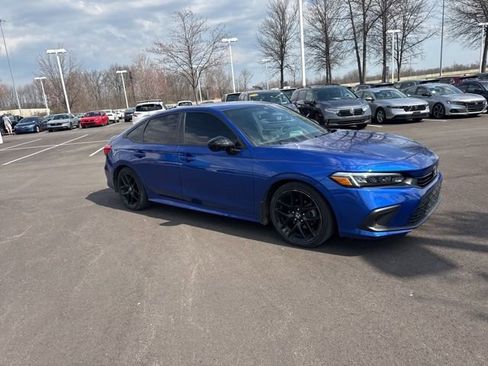 Used 2024 Honda Civic Sport image 8