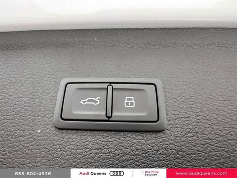 Used 2025 Audi Q5 2.0T Premium Plus w/ Premium Plus Package AWD/4WD image 11