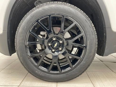 Certified 2022 Chevrolet Trax LT w/ Sport Edition image 7